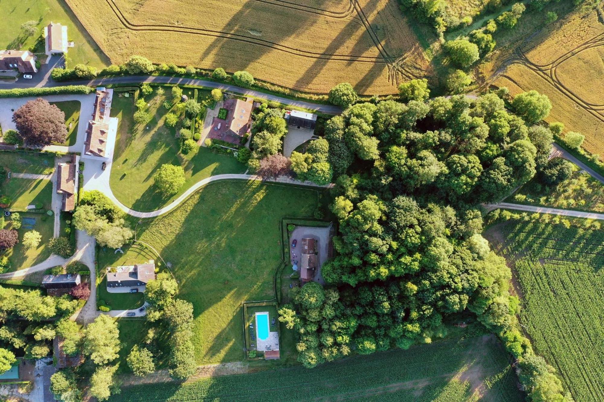 Villa Bagatelle avec jardin et piscine chauffée à Bieville-en-Auge Extérieur photo